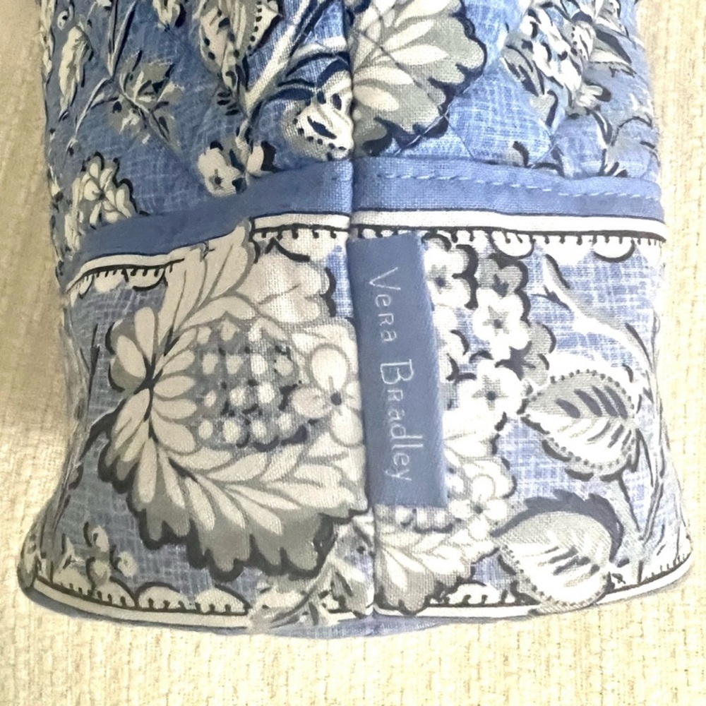 NWT VERA BRADLEY SWEET GARDEN BLUE BUCKET CROSSBODY BAG - Picture 8 of 11